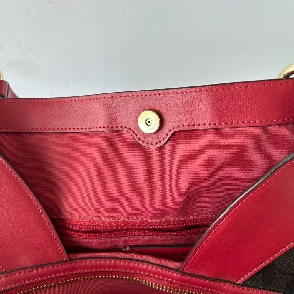 Coach EUC Red Leather Trim and Signature Print Handbag with matching wallet - Picture 4 of 7